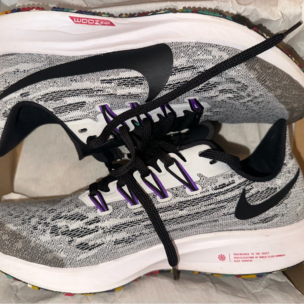 Youth Nike Air Zoom Pegasus Running 6.5Y 8W
